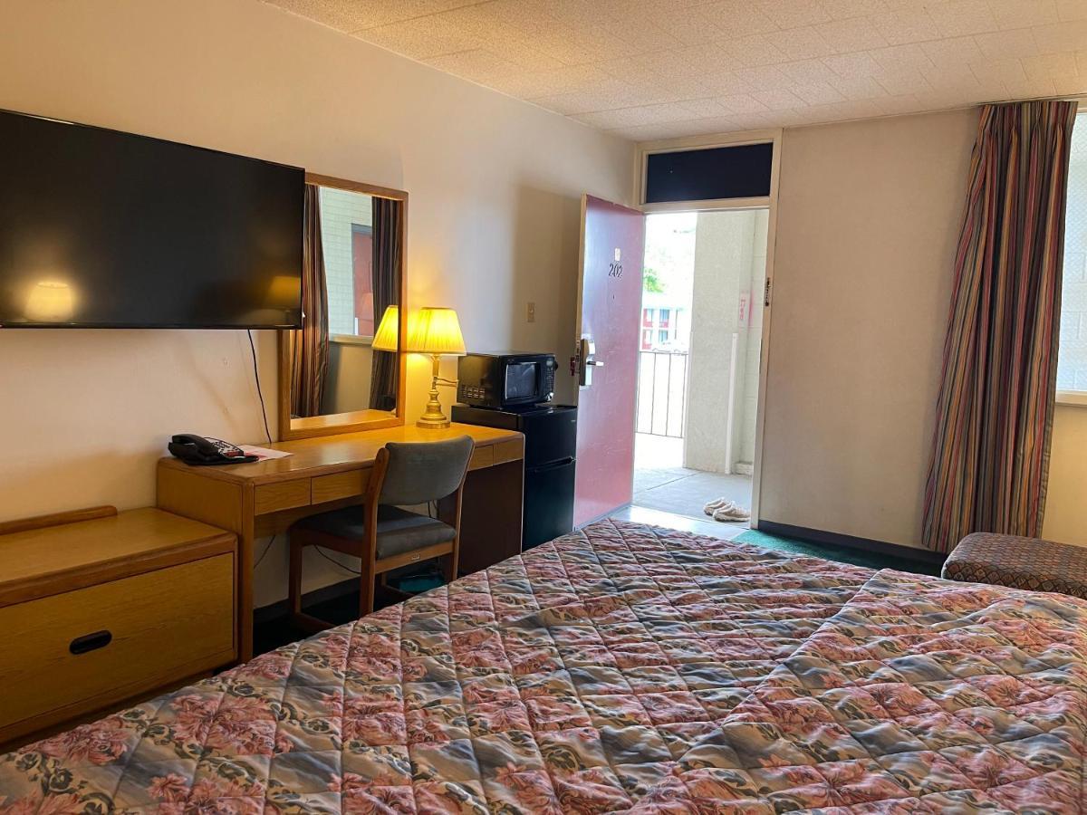 Horseshoe Curve 3*